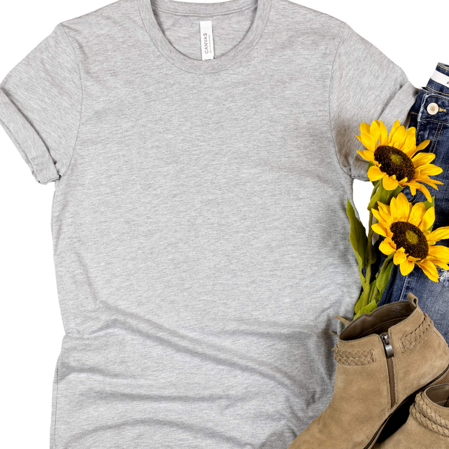 Boy Mama T-Shirt - Cute Graphic Tee for Moms of Boys - Trendy Motherhood Shirt - Mama Life Gift - Retro Boho Mom Shirt