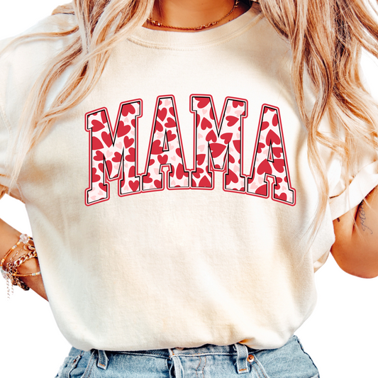 Mama T-Shirt with Heart Pattern - Valentine’s Day Graphic Tee for Moms - Trendy Love Design Shirt - Cute Mother’s Day Gift for Women