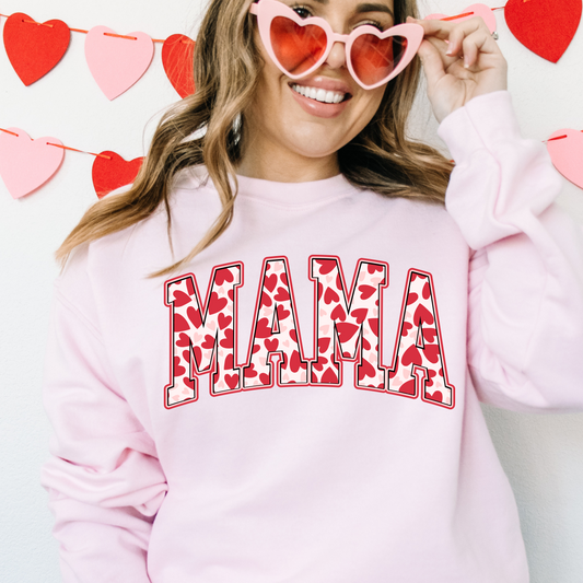 Mama T-Shirt with Heart Pattern - Valentine’s Day Graphic Tee for Moms - Trendy Love Design Shirt - Cute Mother’s Day Gift for Women