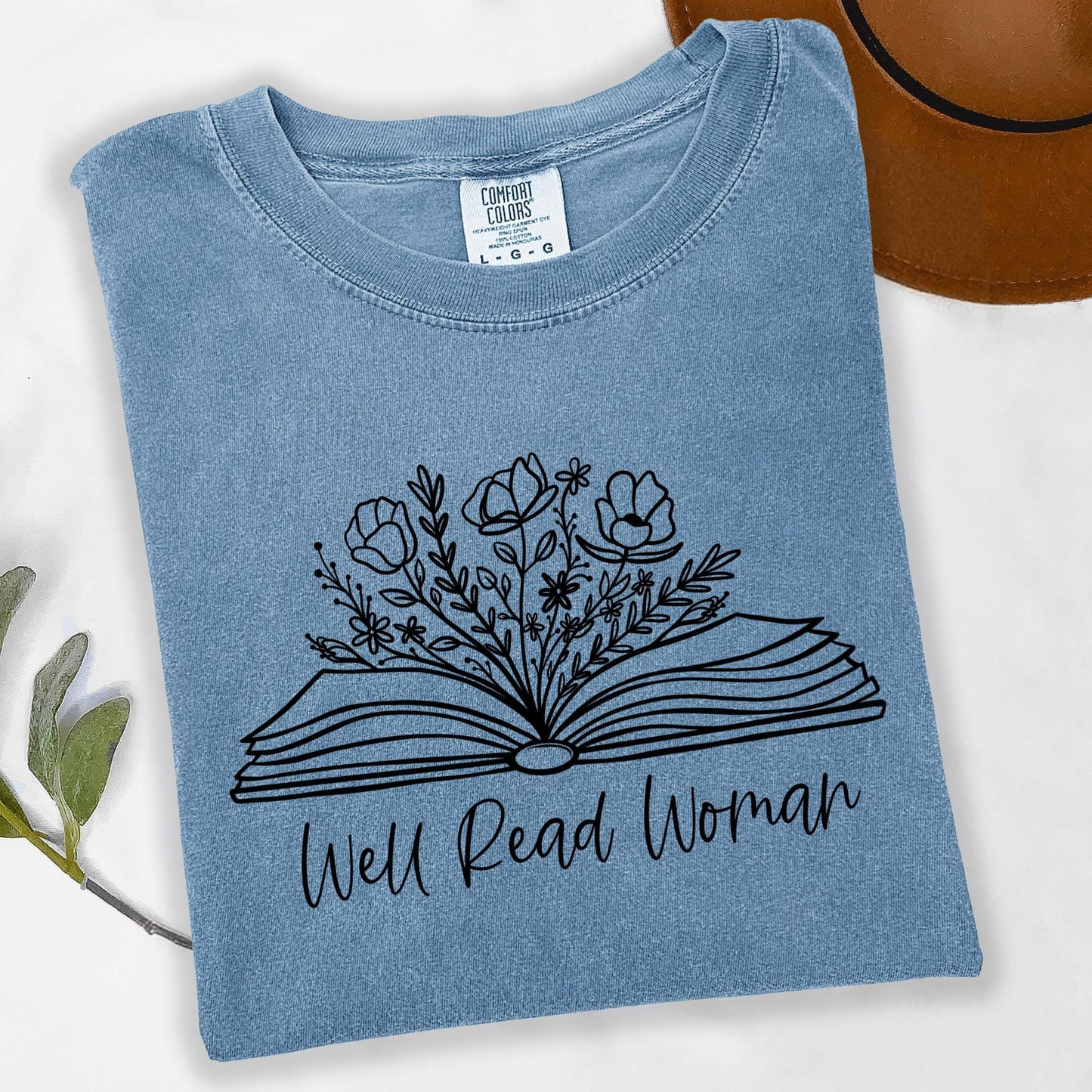 Well Read Woman T-Shirt - Comfort Colors Book Lover Shirt - Feminist Reading Graphic Tee - Literary Gift for Women - Bookworm Shirt