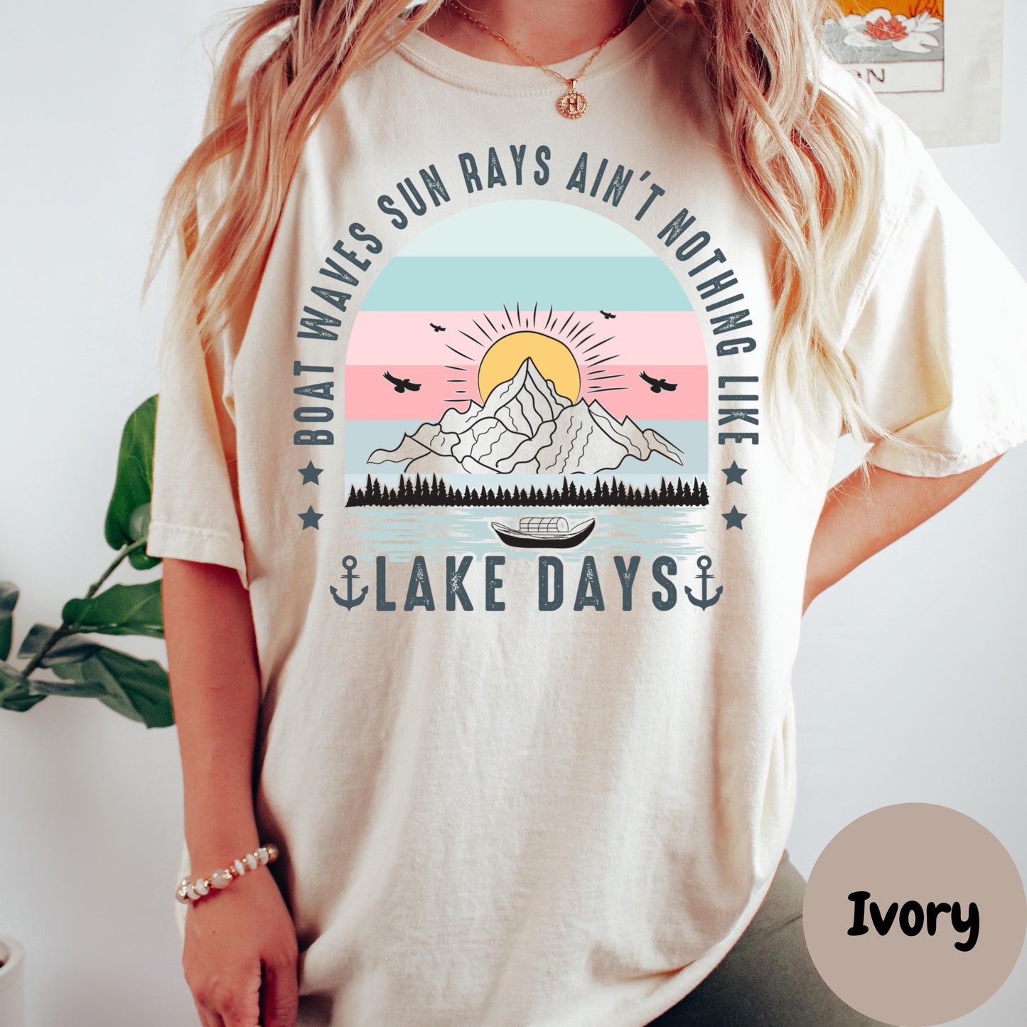 Lake Days Shirt, Boat Waves and Sun Rays Tee, Retro Lake Life Shirt, Summer Graphic Tee, Outdoors Camping Hiking T-Shirt
